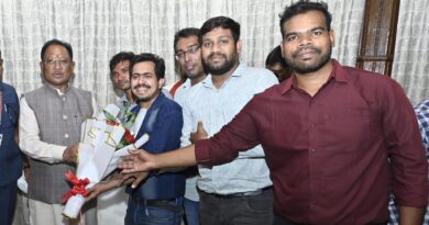 छत्तीसगढ़ के बर्खास्त बीएड शिक्षकों के जीवन में लौटी खुशियाँ: 26 सौ से अधिक युवाओं के भविष्य को सुरक्षित करने का ऐतिहासिक निर्णय…….
