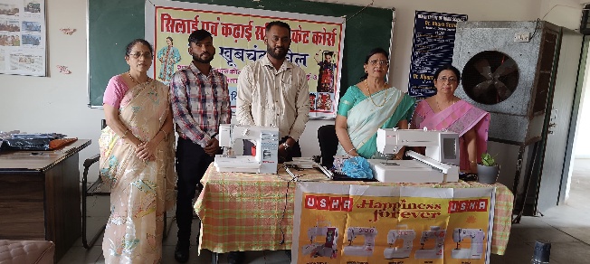 दुर्ग ब्रेकिंग: छात्राओं को स्वालम्बी बनाने के दृष्टिकोण से गृह विज्ञान विभाग में निशुल्क एक दिवसीय सिलाई-कढाई कार्यशाला का आयोजन किया गया