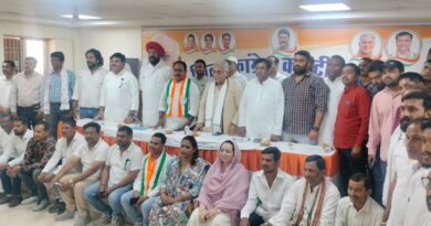 रायपुर शहर संगठन की मजबूती पर कांग्रेस की बड़ी बैठक, प्रभारी अरुण वोरा ने लिया पदाधिकारियों-कार्यकर्ताओं का मंथन