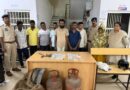 दुर्ग में चोरों का बड़ा गिरोह बेनकाब! बंद मकानों की रेकी कर ताला तोड़ते, सोना-चांदी और नकदी उड़ाते थे 5 आरोपी गिरफ्तार