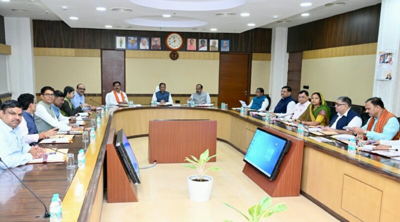साय कैबिनेट के 5 बड़े फैसले! 45 साल तक नौकरी का मौका… युवाओं के लिए ₹500 करोड़, जानिए 5 बड़े ऐलान