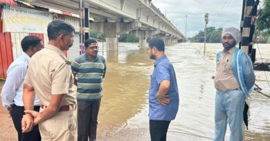 दुर्ग में शिवनाथ नदी में उफान, बप्पा की विदाई पर लगा ब्रेक! गणेश विसर्जन पर फिलहाल रोक, कलेक्टर ने संभाला मोर्चा