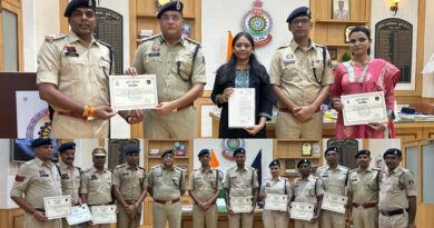 दुर्ग ब्रेकिंग: पॉक्सो प्रकरण में मृत्युदंड दिलाने वाली विवेचना टीम सम्मानित, वरिष्ठ पुलिस अधीक्षक श्री विजय अग्रवाल ने अधिकारियों एवं कर्मचारियों को किया सम्मानित