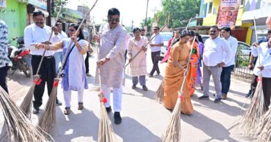 गांधी जयंती पर मंत्री गजेन्द्र यादव ने दिया स्वच्छता और स्वदेशी का संदेश