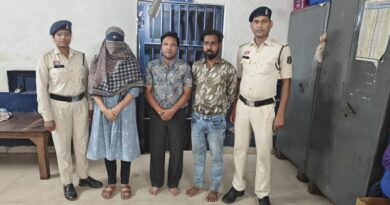 दुर्ग में नकली सोने का बड़ा खेल! 84.880 ग्राम नकली जेवरात गिरवी रखकर ऐंठे 8.25 लाख, पुलिस ने 3 आरोपियों को दबोचा