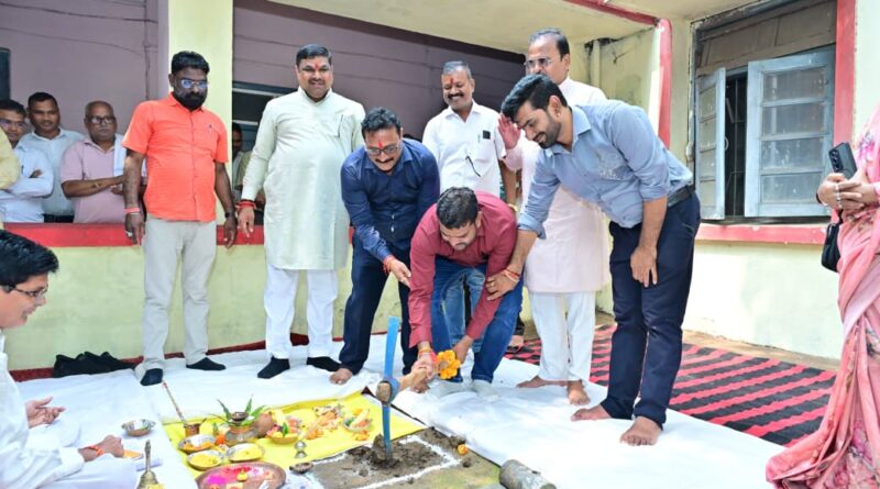 दुर्ग के उदय प्रसाद पॉलिटेक्निक कॉलेज की बदलेगी सूरत! ₹8.86 करोड़ के विकास कार्यों का मंत्री गजेन्द्र यादव ने किया भूमिपूजन