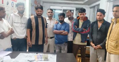 भिलाई में जुए की महफिल पर पुलिस का छापा! 52 पत्ती के साथ 7 गिरफ्तार, ₹6,100 नगद जब्त